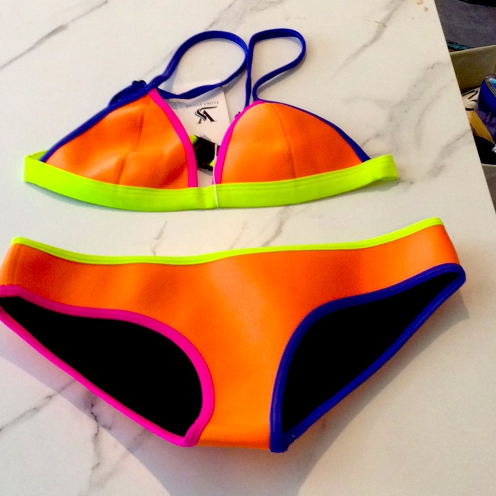 Flora vogue multicolored bikini set, small.